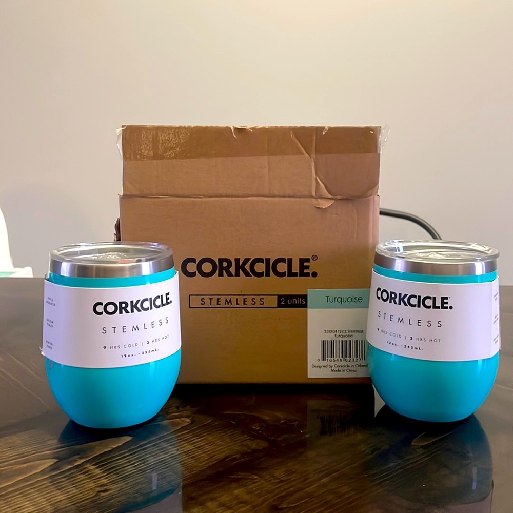 Brand new pair of 12oz corkcicle stemless tumblers